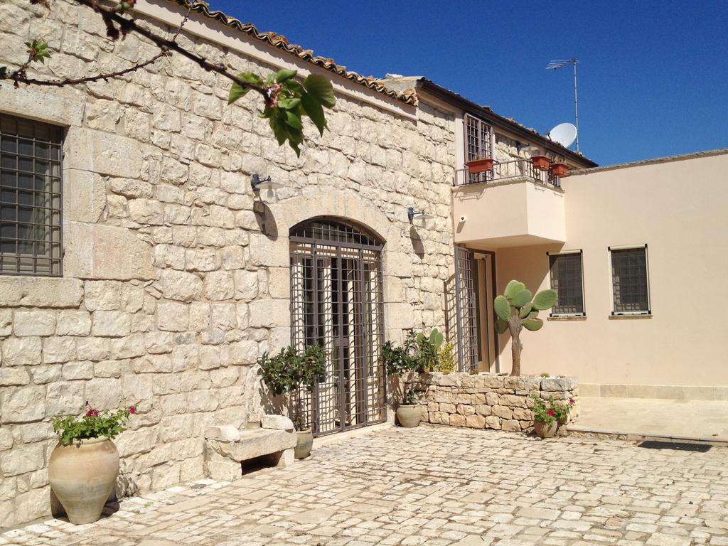 Antico Frantoio Penna Sampieri Exterior foto